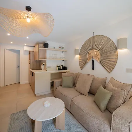 6p In A Citadelle With Pool - Apartment Saint-Tropez